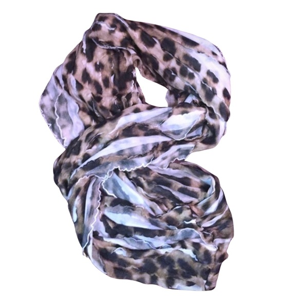 Leopard/cheetah animal print Infiniti scarf - Picture 4 of 5